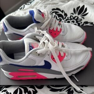 Nike White and Pink Air Max Sneakers barely worn